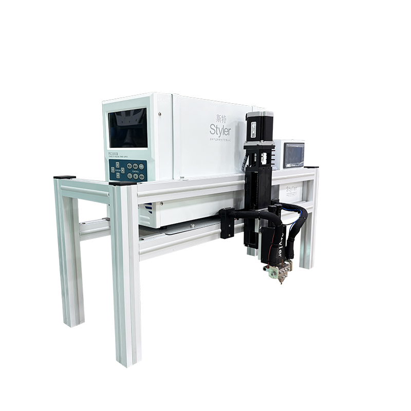 電動(dòng)龍門(mén)架點(diǎn)焊機(jī)